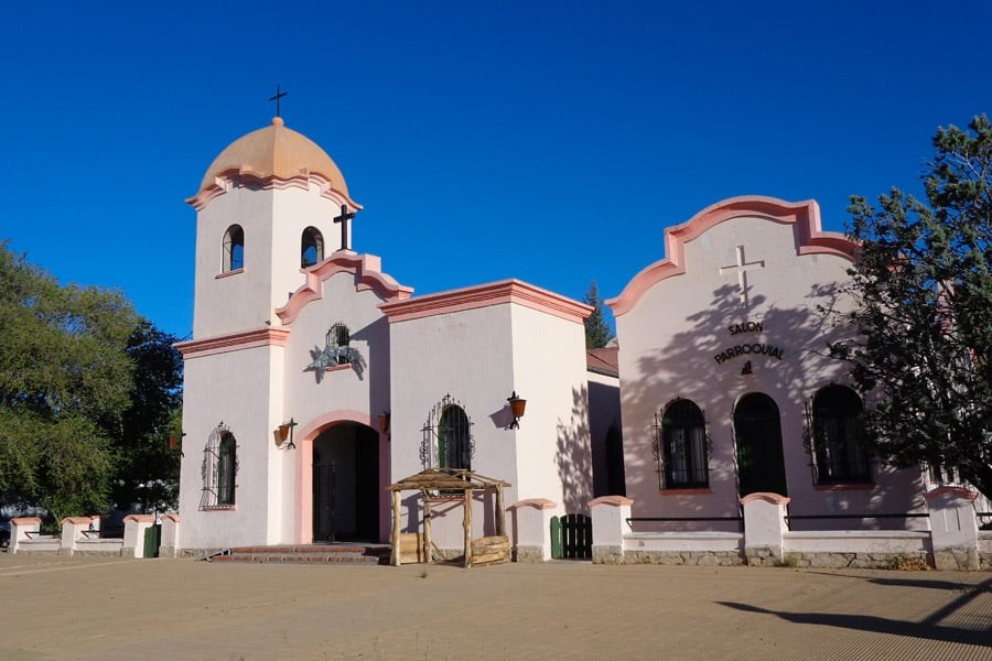 foto Parroquia Santa Teresita del Niño Jesús - Plaza Huincul