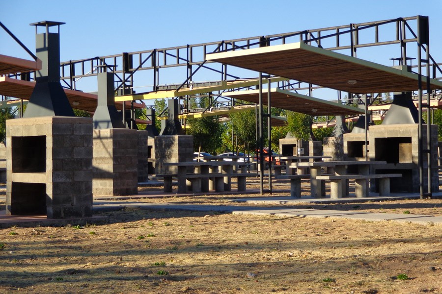 PARQUE RECREATIVO DE LA CIUDAD - CUTRAL CO